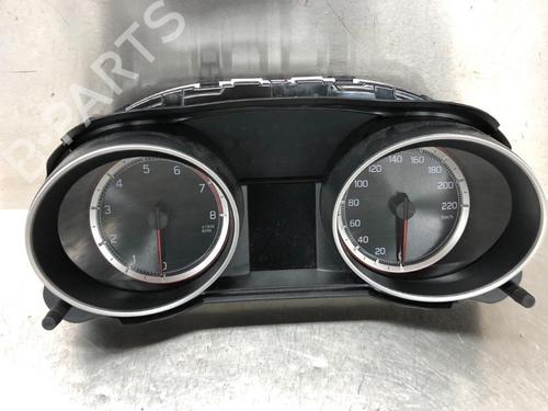 Used Instrument cluster Instrument cluster 24135636 24135636
