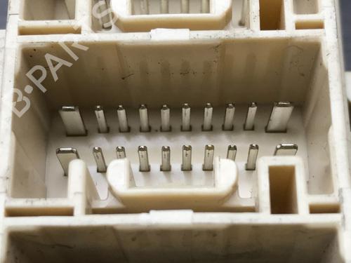 Fuse box LEXUS RX (_U3_) 400h AWD (MHU38_, MHU38R) | BP13009247E1 