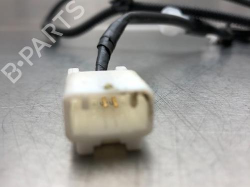 Seat buckle TOYOTA YARIS (_P13_) 1.4 D (NLP130_, NLP130) | BP13185914I32 