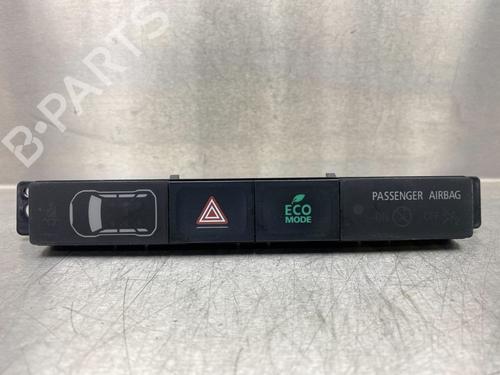 Used Warning switch MITSUBISHI OUTLANDER III (GG_W, GF_W, ZJ, ZL, ZK) Plug-in Hybrid (GG2W) (200 hp) 13180999