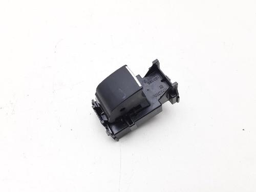 switch-toyota-rav-4-v-_a5_-_h5_-25-hybrid-axah52-2018-10840991 main image