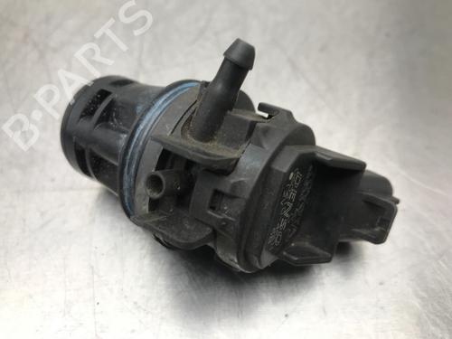 Used Washer pump TOYOTA LAND CRUISER PRADO (_J15_) 2.8 D-4D (GDJ150_, GDJ155_, GDJ150, GDJ151) (177 hp) 13179874