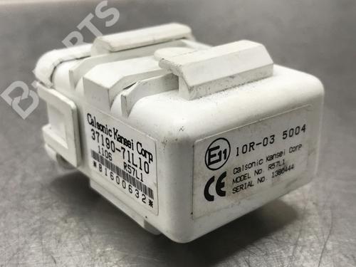 Used Control unit Control unit SUZUKI SWIFT IV (FZ, NZ) 1.2 (AZH412, ZC72S) (94 hp) 10853717 10853717