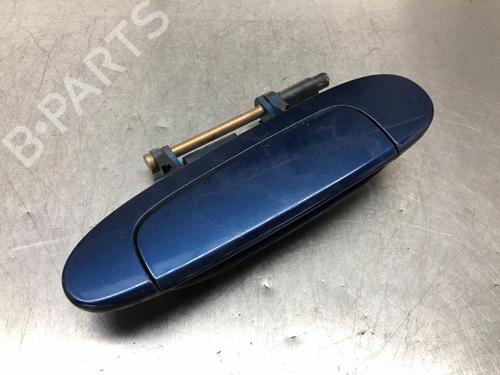 Türgriff hinten links außen für TOYOTA YARIS (_P1_) 1.3 (SCP12_, SCP13_, SCP12R, SCP13R) (87 hp) 11049327