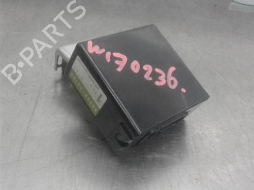 Elektronisk modul TOYOTA YARIS (_P1_) 1.3 (NCP10, SCP12_) (86 hp) 10828168