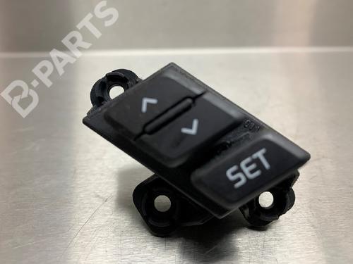 switch-kia-ceed-sportswagon-jd-16-gdi-49d0401000-93796a2000-2012-2013-2014-2015-2016-2017-2018-10842445 main image