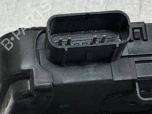 Rear right lock HYUNDAI ix20 (JC) 1.4 | BP13183229C99