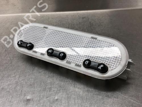 Used Interior roof light NISSAN JUKE (F15) 1.2 DIG-T (115 hp) 12093675