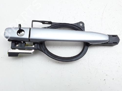 Used Front left exterior door handle MITSUBISHI LANCER VIII Sportback (CX_A) 1.6 MIVEC (117 hp) 10831589