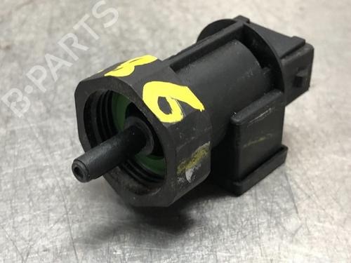 Used Electronic sensor KIA VENGA (YN) 1.4 CVVT (90 hp) 10904871