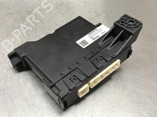 Used Control unit Control unit 10857653 10857653