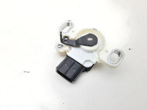 electronic-sensor-toyota-rav-4-v-_a5_-_h5_-25-hybrid-axah52-8951033030-2018-10840978 main image