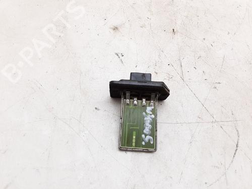 Used Heater resistor HYUNDAI ACCENT I (X-3) 1.5 i 12V (88 hp) 11778712