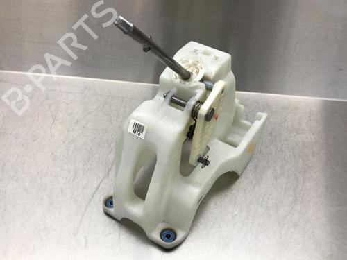 Used Gear lever KIA SPORTAGE III (SL) 2.0 CVVT (163 hp) 10853782