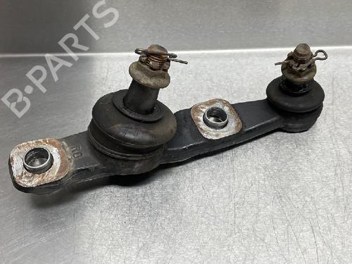 Used Right front suspension arm LEXUS IS C (GSE2_) 250 (GSE20) (208 hp) 13179060
