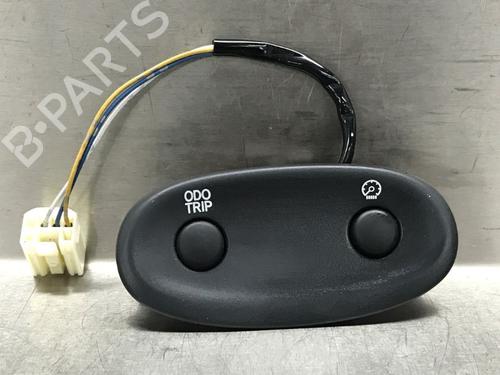 Used Switch TOYOTA YARIS (_P1_) 1.0 (SCP10_, SCP10R) (68 hp) 33218291