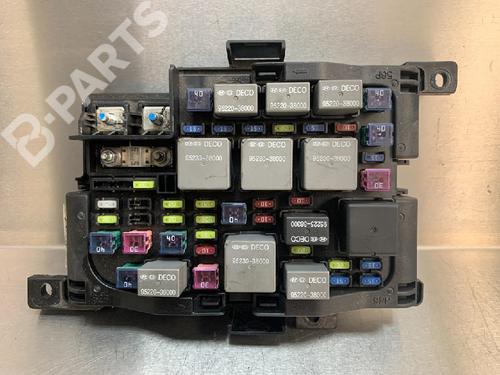 Used Fuse box Fuse box KIA CARENS III MPV (UN) 2.0 CVVT (144 hp) 10846280 10846280
