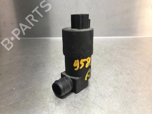 Used Washer pump TOYOTA YARIS (_P13_) 1.0 (KSP130_, KSP130) (69 hp) 10848543