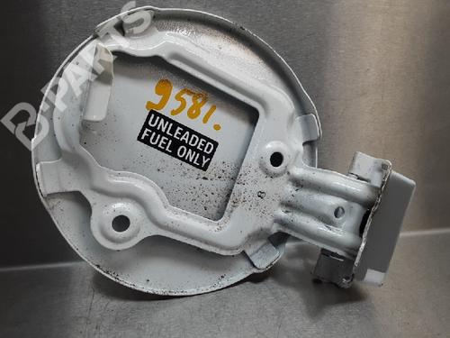 fuel-flap-toyota-yaris-_p13_-10-ksp130_-ksp130-2010-2011-2012-2013-2014-2015-2016-2017-2018-2019-2020-10848527 main image