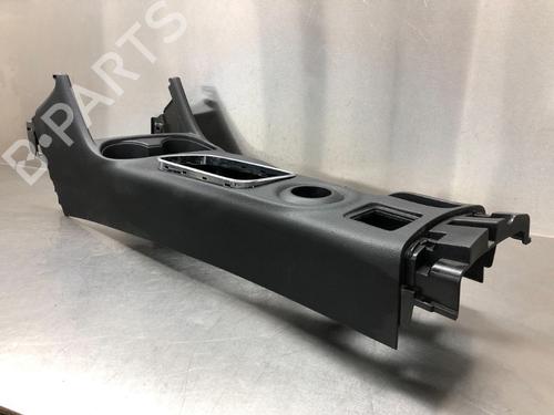 Used Middle console MITSUBISHI OUTLANDER III (GG_W, GF_W, ZJ, ZL, ZK) Plug-in Hybrid (GG2W) (200 hp) 13902209