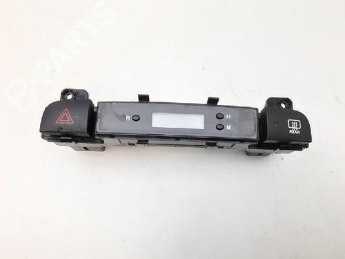 Used Display monitor Display monitor HYUNDAI ACCENT III Saloon (MC) 1.4 GL (97 hp) 10841204 10841204