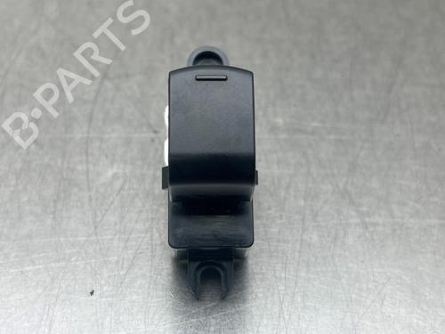 Used Switch NISSAN NOTE (E12) 1.2 (80 hp) 17731964
