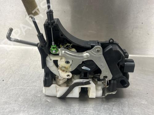 Front left lock MITSUBISHI GRANDIS (NA_W) 2.4 MIVEC (NA4W) | BP16647770C98 