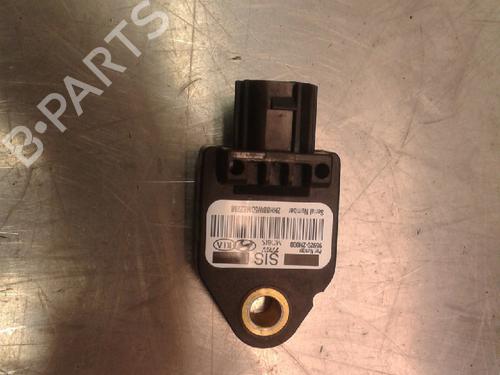 Used Electronic module HYUNDAI i30 (FD) 1.6 CRDi (116 hp) 10826386