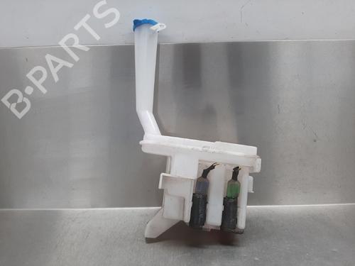 Used Windscreen washer tank Windscreen washer tank SUZUKI ALTO VII (GF, HA25_, HA35_) 1.0 (AMF310, GFC31S) (68 hp) 33218179 33218179