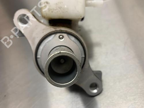 Brake master cylinder NISSAN JUKE (F15) 1.6 | BP10845406M77 