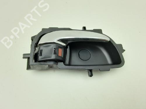 Used Rear right exterior door handle TOYOTA YARIS (_P13_) 1.3 (NSP130_, NSP130) (99 hp) 10841232