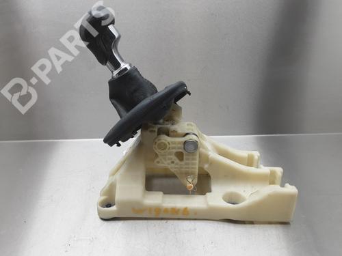 Used Manual gearbox selector Manual gearbox selector KIA CEE'D Sportswagon (JD) 1.6 GDI (135 hp) 11168587 11168587