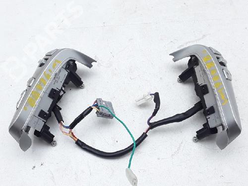 Used Switch Switch NISSAN NOTE (E12) 1.2 (80 hp) 10836743 10836743