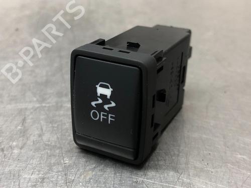 Used Switch NISSAN NOTE (E12) 1.2 (80 hp) 12425303