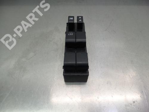 Used Switch Switch NISSAN NOTE (E12) 1.2 (80 hp) 10824979 10824979