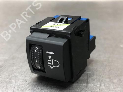 Spak kontakt TOYOTA YARIS (_P21_, _PA1_, _PH1_) 1.5 Hybrid (MXPH11) (92 hp) 11874289