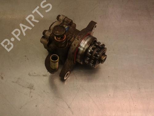 Used Steering pump NISSAN X-TRAIL I (T30) 2.2 dCi (136 hp) 10849220