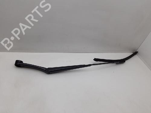 Used Front windshield wiper arm HYUNDAI i30 (FD) 1.4 (109 hp) 13174659