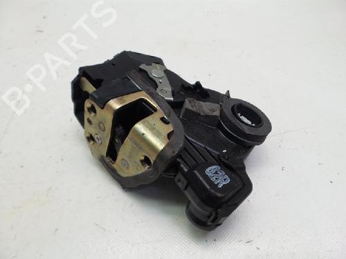 Used Front right lock TOYOTA COROLLA Verso (ZER_, ZZE12_, R1_) 1.8 (ZNR11_, ZNR11R) (129 hp) 10824105