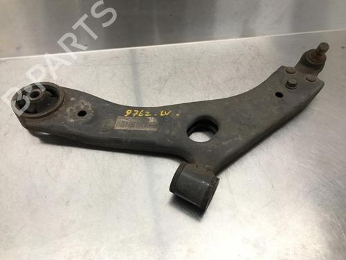 Used Left front suspension arm KIA SPORTAGE III (SL) 2.0 CVVT (163 hp) 10854029
