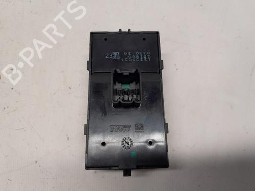 Switch OPEL MERIVA B MPV (S10) 1.4 (75) | BP24570213I30 - Image 2
