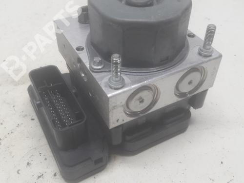 Used ABS pump ABS pump RENAULT CLIO IV Grandtour (KH_) 1.5 dCi 90 (KHN3, KHN4) (90 hp) 11136452 11136452