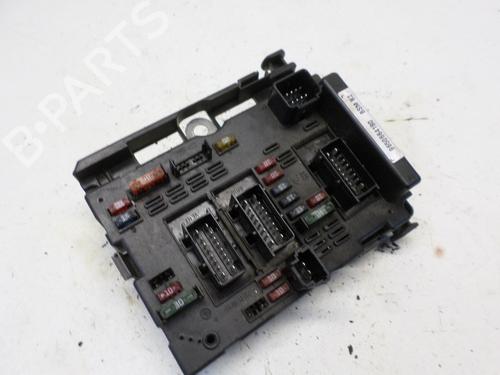 Used Fuse box Fuse box PEUGEOT 307 (3A/C) 1.6 HDi 110 (109 hp) 11066388 11066388
