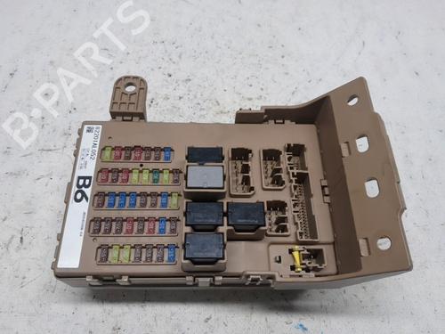 Used Fuse box Fuse box 21287504 21287504