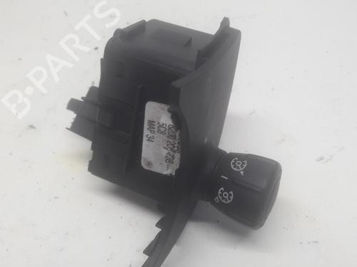 Used Switch RENAULT SCÉNIC II (JM0/1_) 2.0 (JM05, JM0U, JM1N, JM1U, JM2V) (135 hp) 13154215
