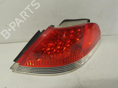 right-taillight-bmw-7-e65-e66-e67-2001-2002-2003-2004-2005-2006-2007-2008-2009-33800837 main image