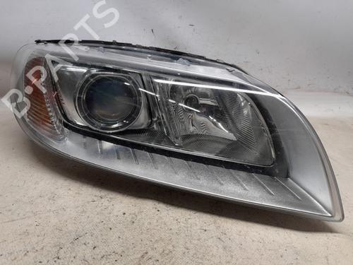Used Right headlight VOLVO V70 III (135) D4 (181 hp) 30658381