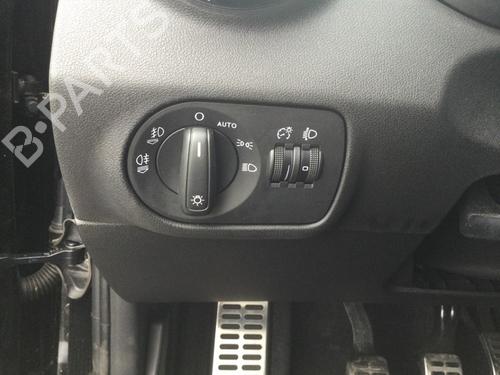 Used Headlight switch AUDI A1 Sportback (8XA, 8XF) 1.2 TFSI (86 hp) 13809662