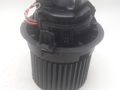 Ventilator motor DACIA SANDERO II TCe 90 (B8M1, B8MA, B8AC) (90 hp) 11079069