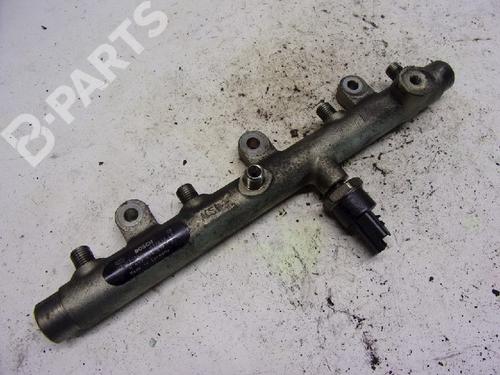 Used Common rail Common rail PEUGEOT 307 Break (3E) 2.0 HDI 90 (90 hp) 11067496 11067496